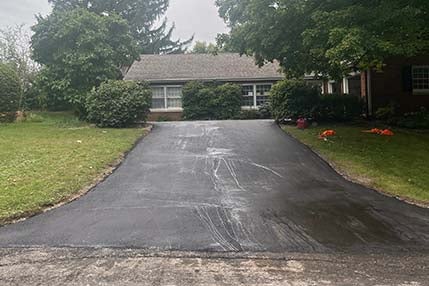 Blacktop Driveway | 309 Paving Services in Spring Bay IL